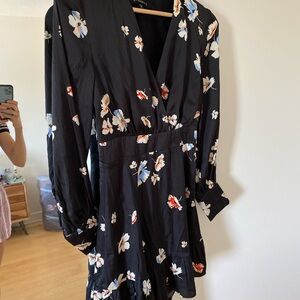 Dynamite Black Floral Long Sleeve Dress